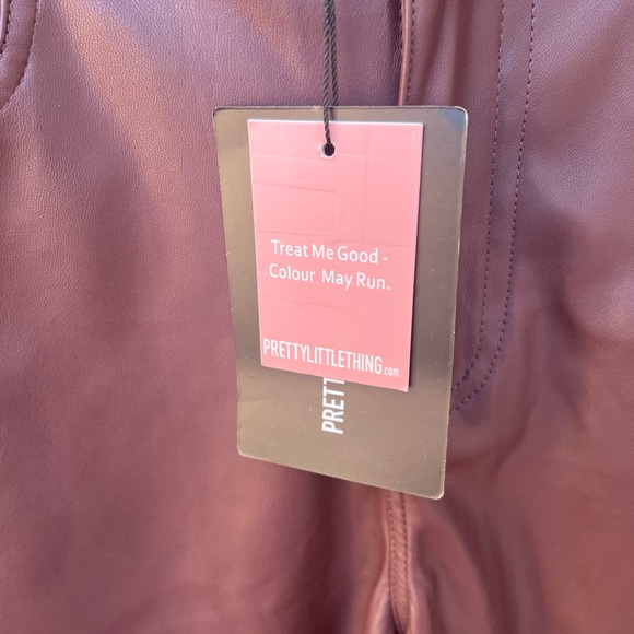 Pretty Little Thing brown faux leather pants - Picture 6 of 10